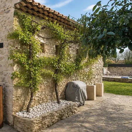 Splendide Bastide 4 Ch Avec Piscine Proche Uzes Сasa de vacaciones *