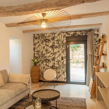 Splendide Bastide 4 Ch Avec Piscine Proche Uzes Connaux