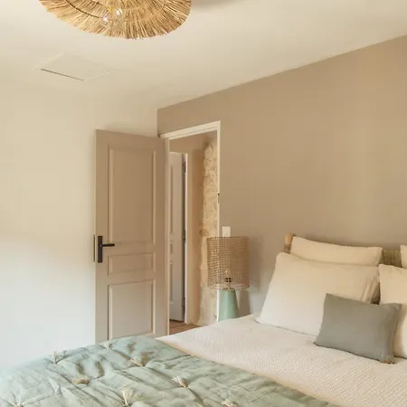 Splendide Bastide 4 Ch Avec Piscine Proche Uzes *